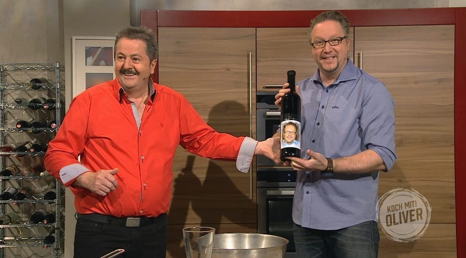 Walter Lutz und Oliver Hoffinger in der Küche